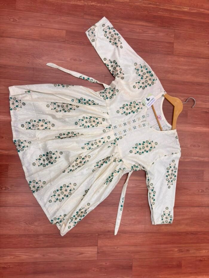 Stylish Crop Tops for Jeans
