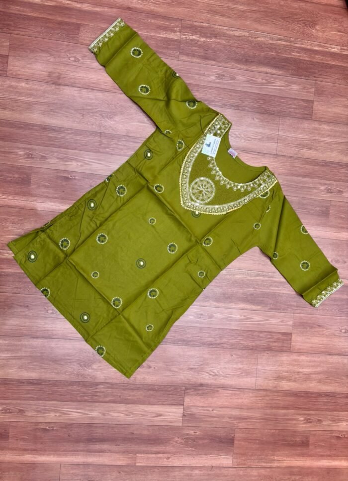 Stylish Crop Tops for Jeans