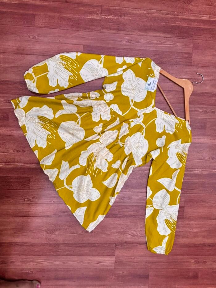 Stylish Crop Tops for Jeans