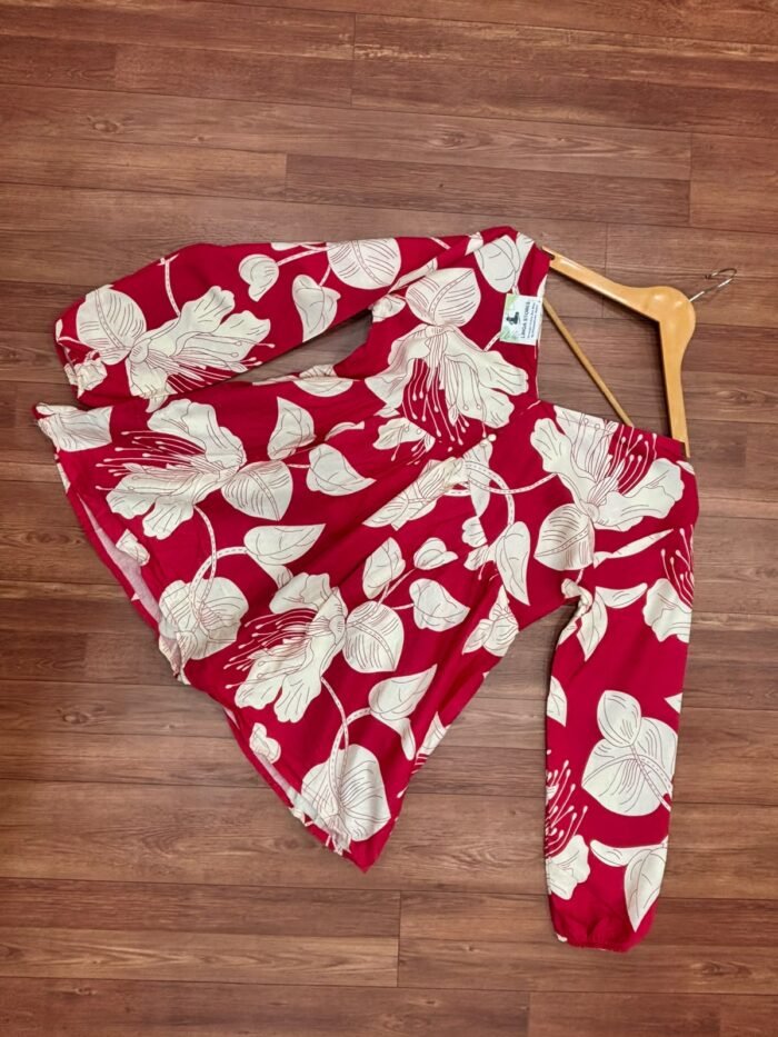 Stylish Crop Tops for Jeans